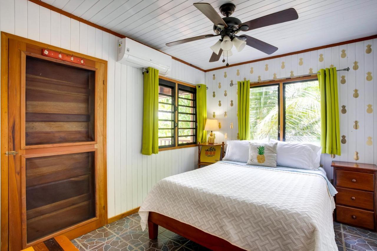 Driftwood Gardens Guesthouse Placencia Экстерьер фото
