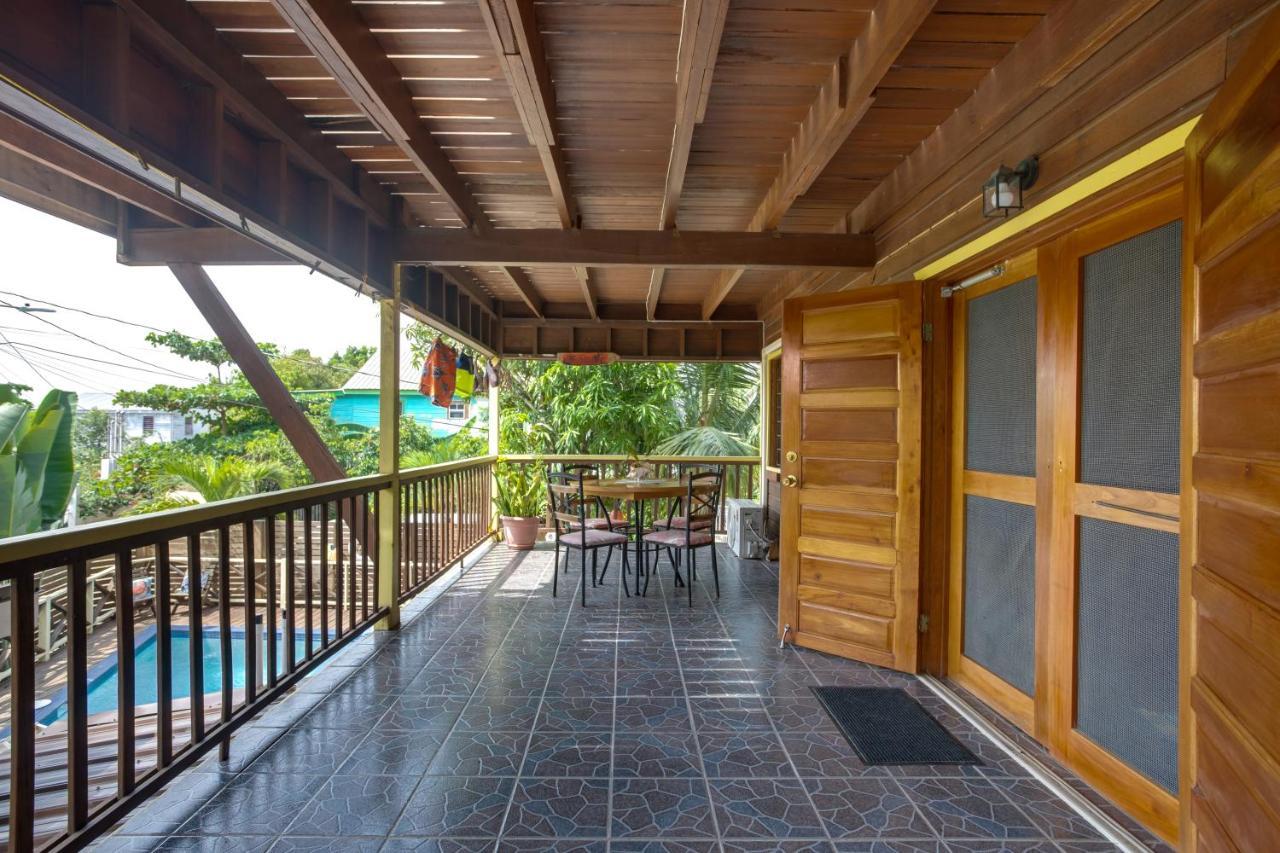 Driftwood Gardens Guesthouse Placencia Экстерьер фото