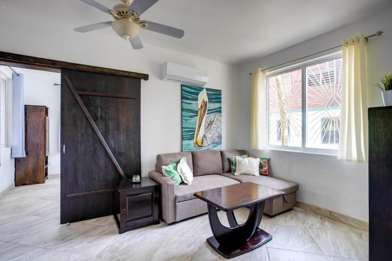 Driftwood Gardens Guesthouse Placencia Экстерьер фото